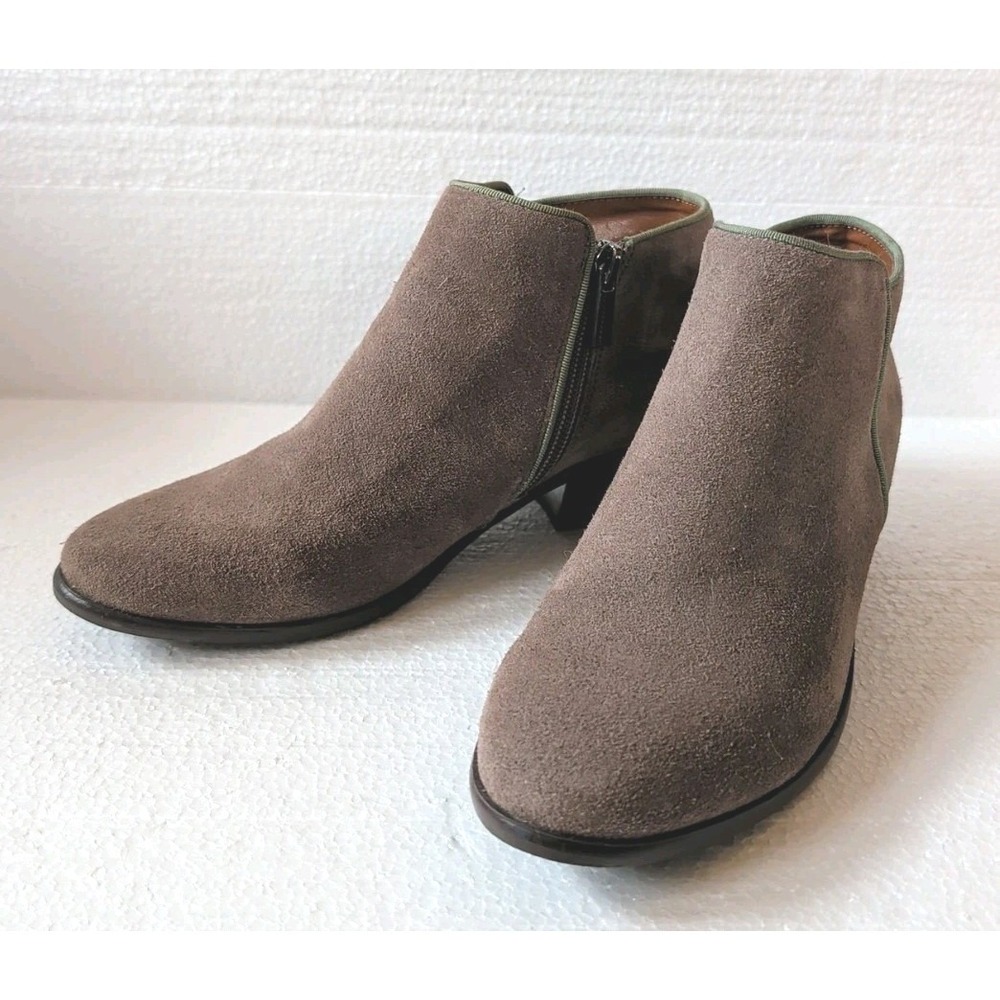 Crown Vintage TABITHA Fall Ankle Booties Women's Size 6M Suede Leather Neutral